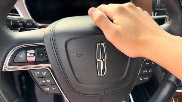 2017 Lincoln Continental Black Label Horn смотреть онлайн