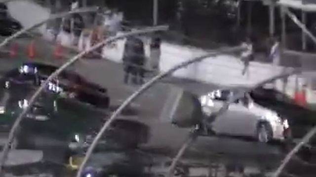 70 Buick Friday night drags Buick GN vs. CTS-V and jeep vs stang смотреть онлайн