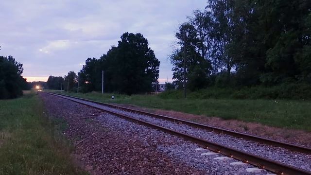 Дизель-поезд МДП-004 на станции Вороново смотреть онлайн