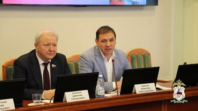 Юрий Арсентьев принял участие в церемонии вручения первых паспортов юным нижегородцам смотреть онлайн