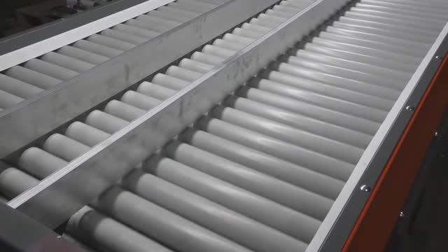 Видеоинструкция по первоначальной приемке и запуску инспекционного роликового стола смотреть онлайн