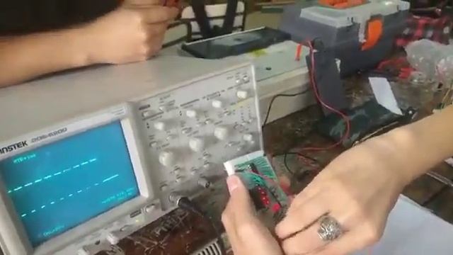 Transmisor y Receptor de RF | Griffith 5to 2da | Visualización en Osciloscopio смотреть онлайн