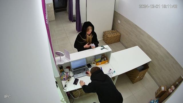 ВЫДАЧА ПЕРЕМЕЩЕНИЕ В КОРОБКУ смотреть онлайн