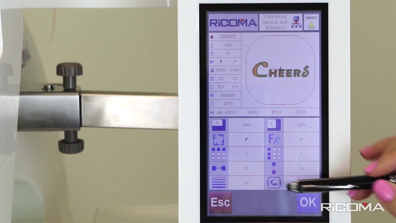 Ricoma EM 1010: Выбор предустановленных пялец смотреть онлайн