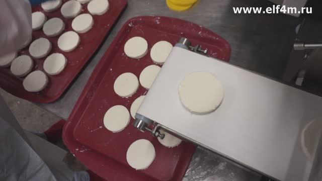 Производство сырников на формующем автомате ИПКС-123М(Н) смотреть онлайн