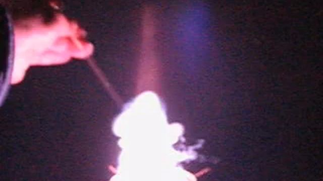 Potassium bromate and icing sugar смотреть онлайн