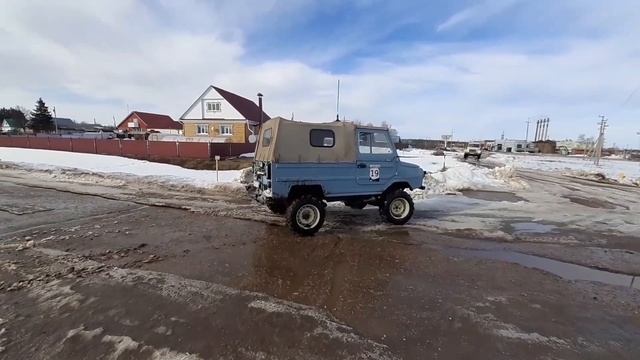 Выезд турбо ЛУаЗа смотреть онлайн
