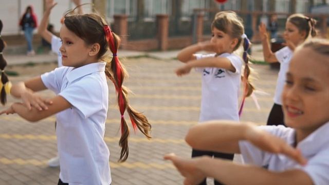 Школа танца Импульс. Младшая группа смотреть онлайн