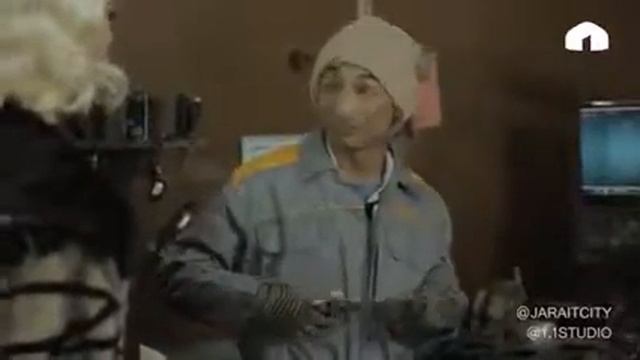 Блондинка в шиномонтажке смотреть онлайн