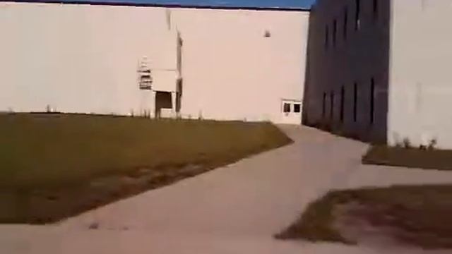 Charles City IA - Guard shack and front смотреть онлайн