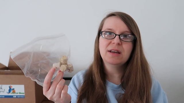 Unboxing Canadian Bird Toys from Feathered Addictions! | BirdNerdSophie смотреть онлайн