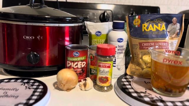 Italian Tortellini soup смотреть онлайн