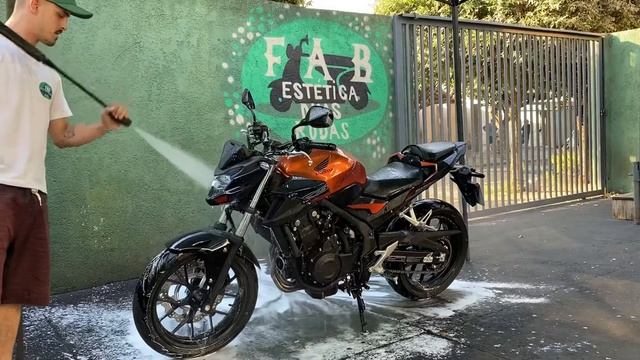 Vitrificação depois de 1 mês, REPELÊNCIA INSANA! - Vx45 e Code ceramic coating. смотреть онлайн