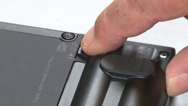 ThinkPad X220, X220i, X230, X230i - Battery Pack Replacement
