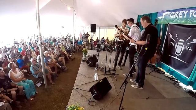 Farm & Fun Time - 3 of 6 - Daves-Trischka Band - Grey Fox 2017 смотреть онлайн