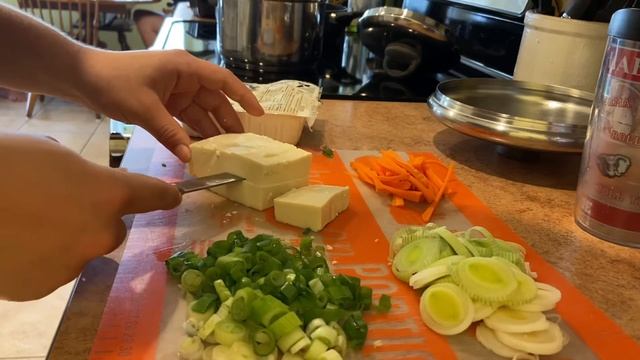 Miso Udon Noodle Soup смотреть онлайн