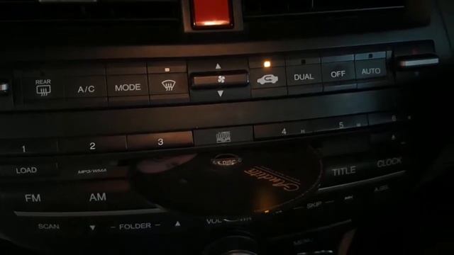 Cara Lepas CD dari Honda Accord 2.4 VTiL 2008 смотреть онлайн