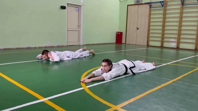 Комплекс упражнений на спину