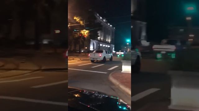 95’ Big Turbo F-150 & Escalade EXT Revving Through Downtown Little Rock