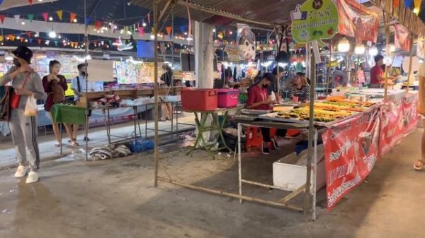 Cheapest Night Maket in Bangkok Talad Neon Night Market Thailand 🇹🇭