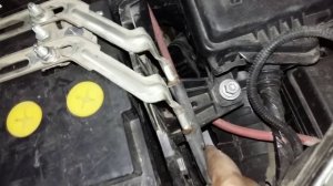 Renault Fluence. Поломка боковой опоры двигателя. Последствия...