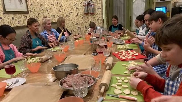 WhatsApp Video 2024-12-12 at 20.11.59 смотреть онлайн