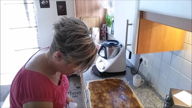 Thermomix® TM5 - Cinnamon Rolls смотреть онлайн