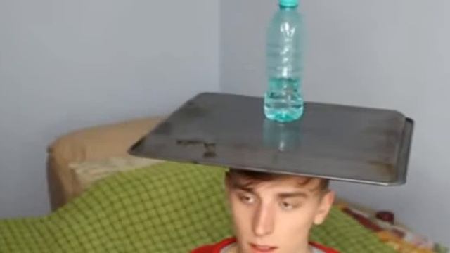 Water BOTTLE Flip CHALANGE IN THE A4 (Ботл влип от влада А4)!!! смотреть онлайн