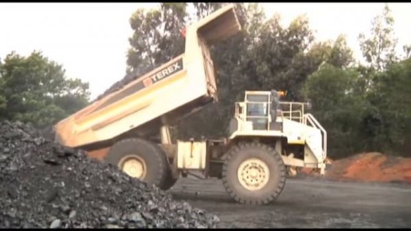 2017 TEREX TR100 For Sale