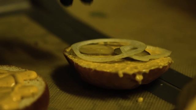 Auf der JAGD nach dem besten BURGER! - 3 Hotspots in HAMBURG! 🍔⚓️ смотреть онлайн