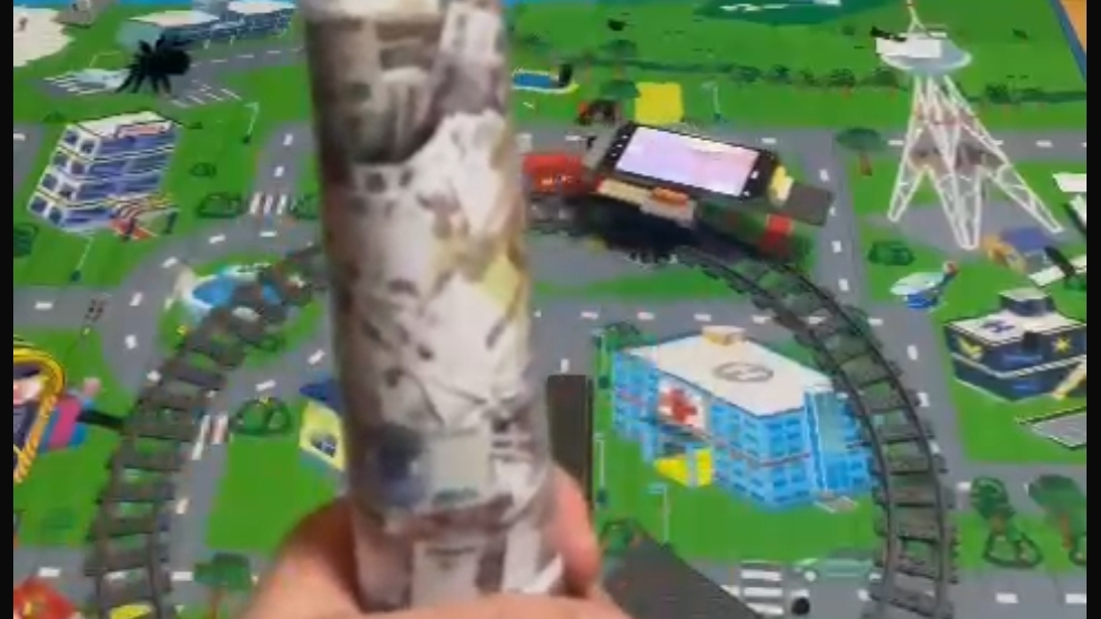 хлопушка в замедленной съёмке