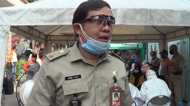 Kegiatan Rapid Test dan Swab Test di RW 03 Kelurahan Kalianyar pada Hari Selasa Tgl 30 Juni 2020 смотреть онлайн