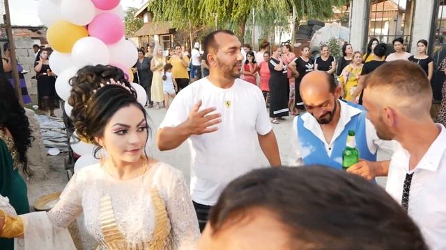 Isa Ve Zlatke Nisan Toreni Stamboliyski / Годеж Иса и Златка DJ Krisi смотреть онлайн