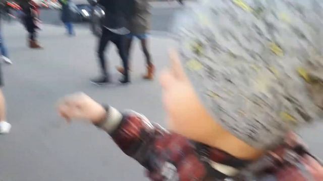 Лева в Париже смотреть онлайн