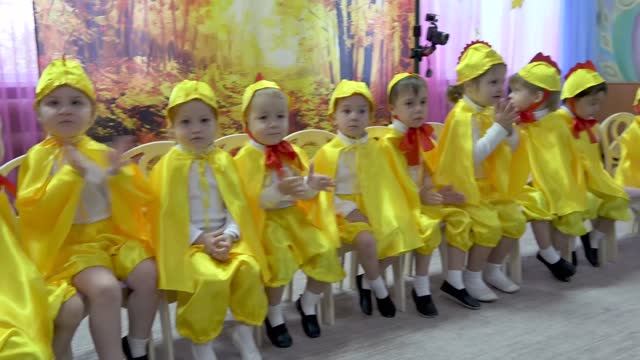 Весёлые цыплята
 2024