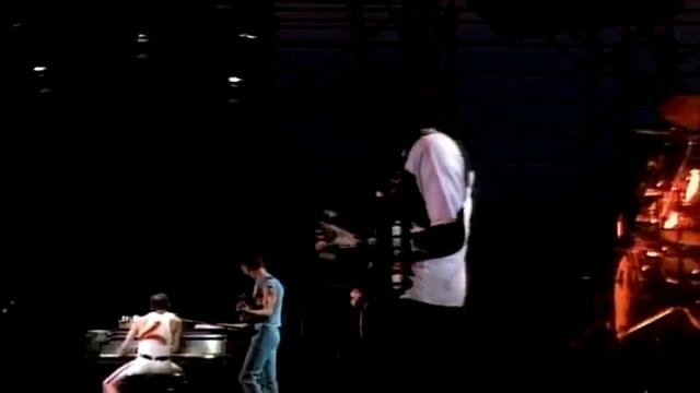 ❤️Freddie Mercury❤️ Queen ❤️ Play The Game Live At Milton Keynes Bowl 1982❤️