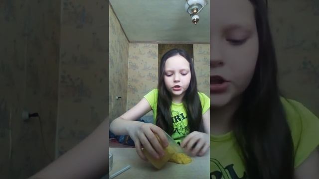 Изменяем слайм и добавляем соль сахар и муку смотреть онлайн