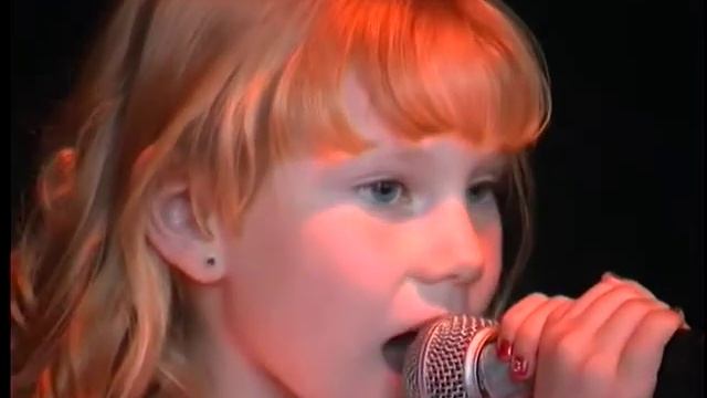 Madi Scacia - Que Sera смотреть онлайн