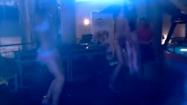Shine New Year Aquaparty 2010-11 -Vay.mp4 смотреть онлайн