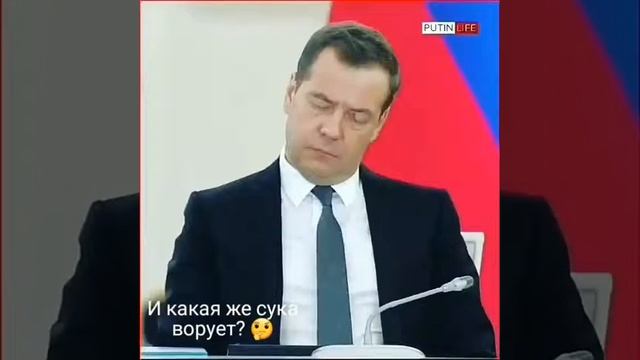 КТО ТУТ БОЛЬШАЯ КРЫСА смотреть онлайн