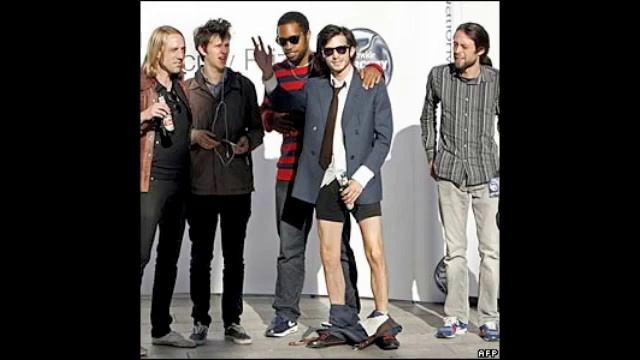 Sticks N Stones-New Jamie T Lowest quality смотреть онлайн
