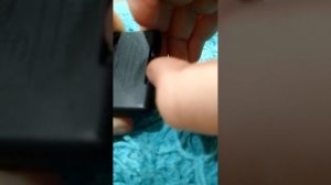 Как открыть отсек для батареи. на пульте от RGB фонарей