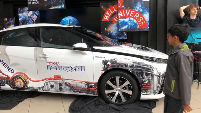 Toyota Mirai - world’s first mass-produced Hydrogen Fuel Cell Car смотреть онлайн