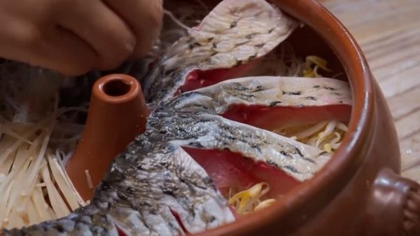 Steam Pot Feast Of Yunnan| 云南汽锅宴【滇西小哥】