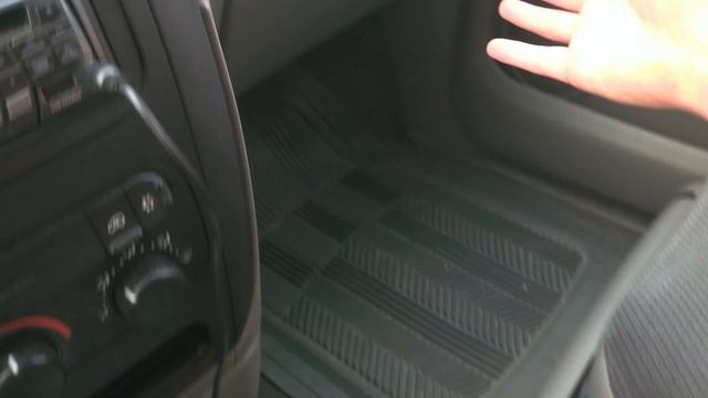 2001 Dodge Caravan SE Review смотреть онлайн
