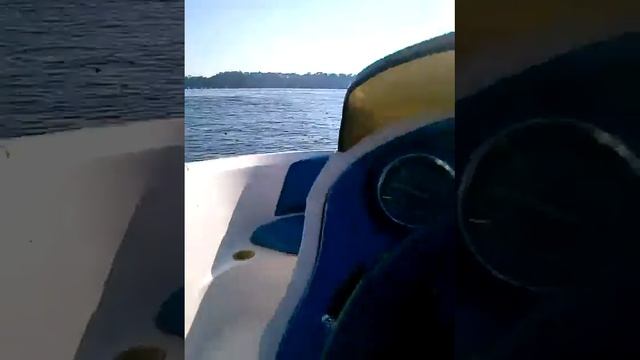 JET BOAT 240 HP смотреть онлайн