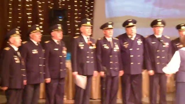 "Мы - ЛЁТЧИКИ, Мы - СОКОЛЫ!" смотреть онлайн