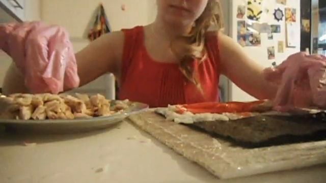 Учимся крутить роллы. смотреть онлайн