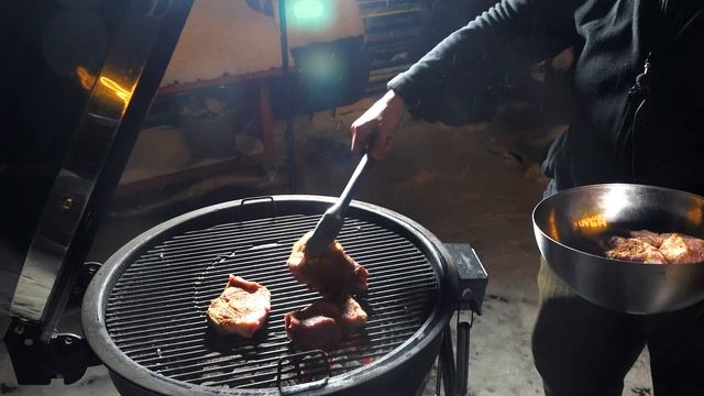 Шашлык по крупному или мясо на гриле. смотреть онлайн