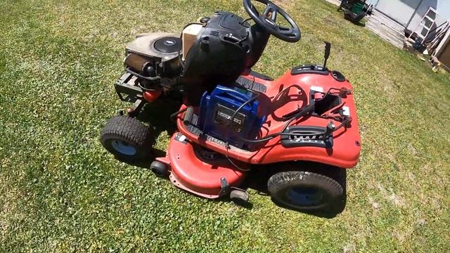 REVIVING A FREE CRAFTMAN RIDING MOWER (YT3000) смотреть онлайн